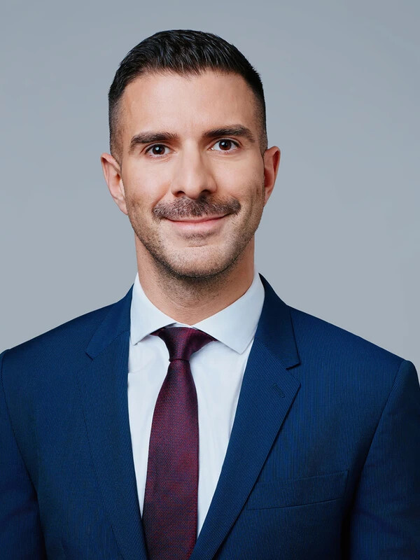 matthew ventura headshot