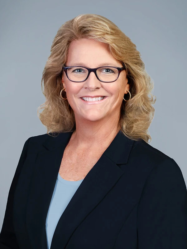 sandy sinor headshot