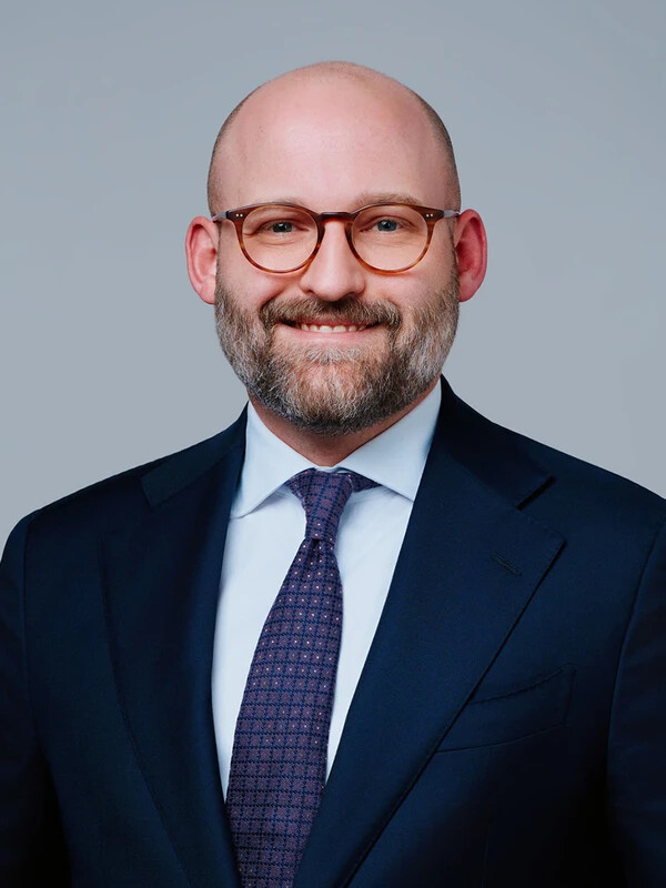 Thomas charnock headshot