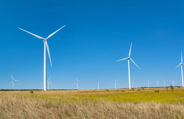 Fengate achieves financial close on the 160MW Prairie Switch Wind project near Houston, and notice to proceed with construction