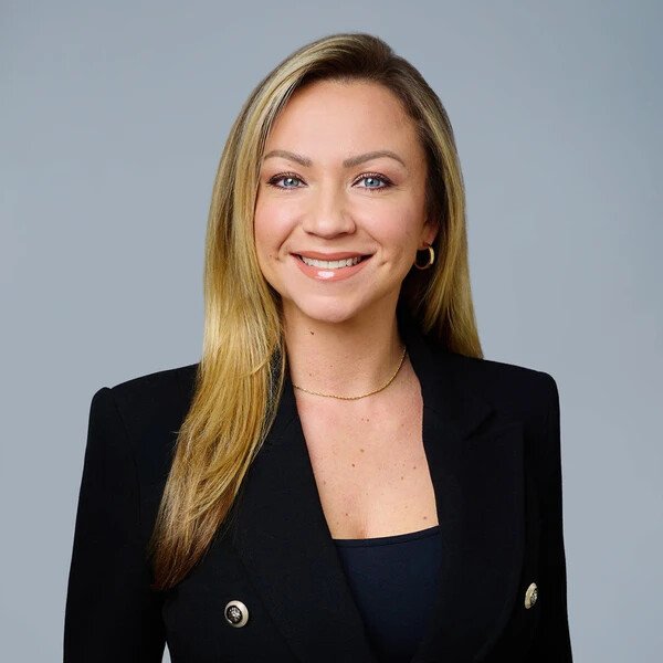 Corina Sajewski headshot