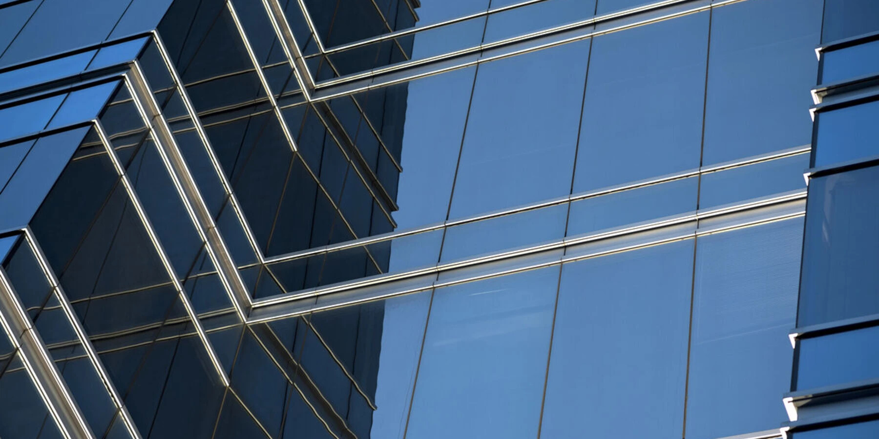 Exterior curtain wall image