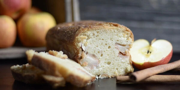 Apple Cinnamon Loaf