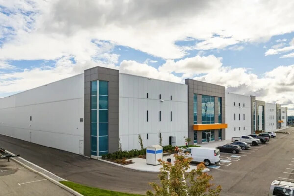 30 Labourer's Way building