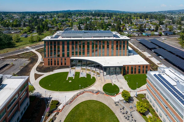 Clackamas County Circuit Courthouse exterior building