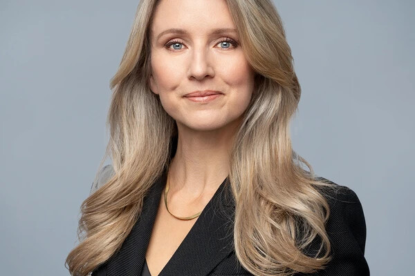 jaime mckenna headshot