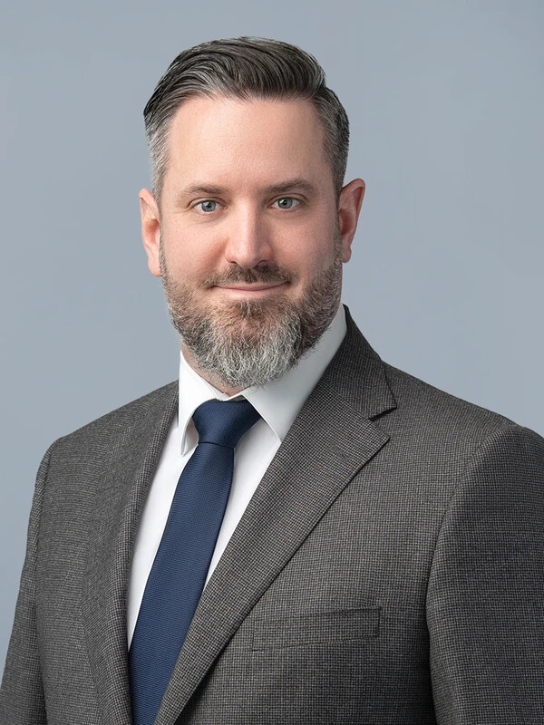 Brandon Tracey headshot