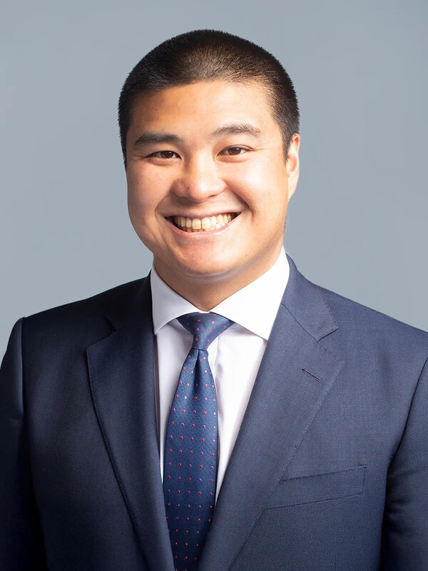 Alexander Chang headshot