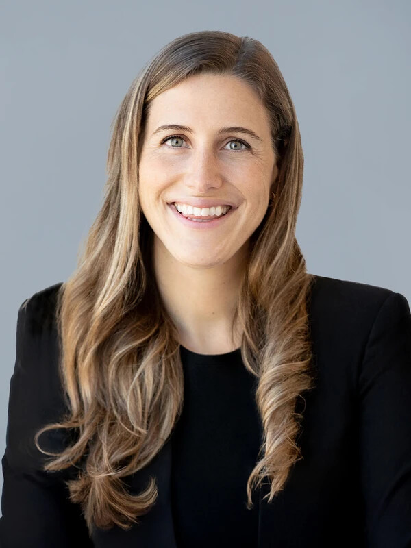 Ali Nathaniel headshot