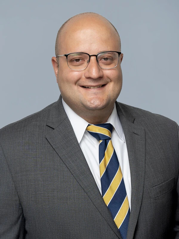 Evo Genchev headshot