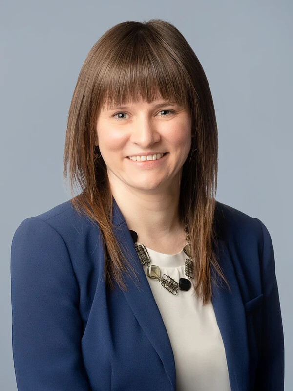 Faith Woodard headshot