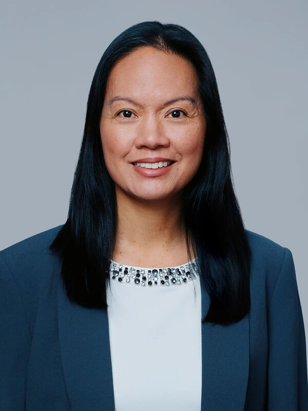 glenda farnsworth headshot