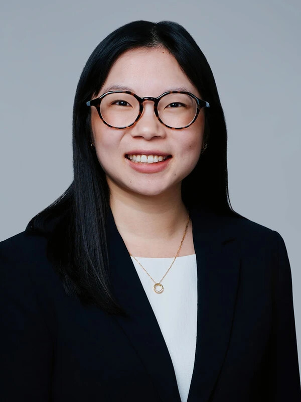 jasmine lee headshot