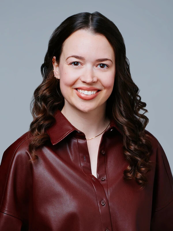 kate whelan headshot