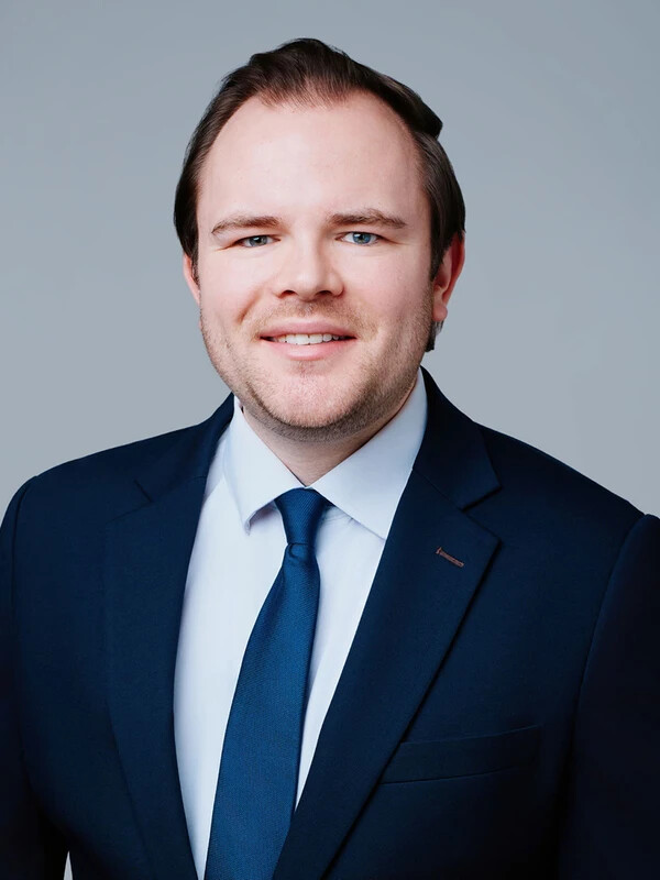 kyle boynton headshot