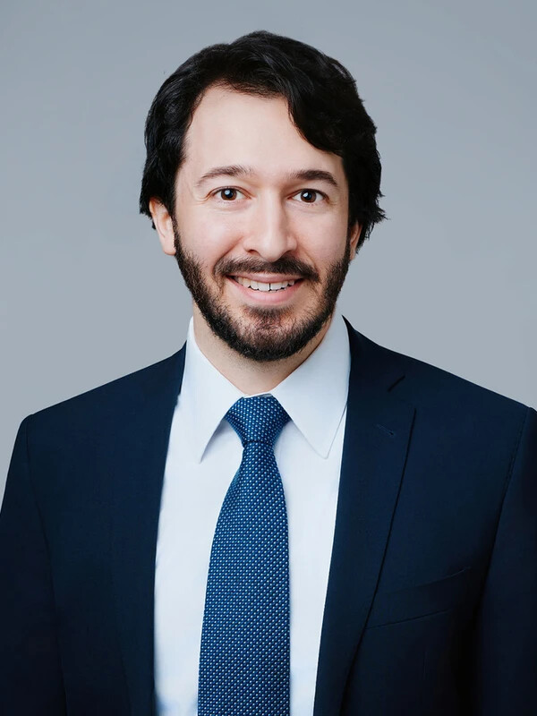 zale skolnik headshot