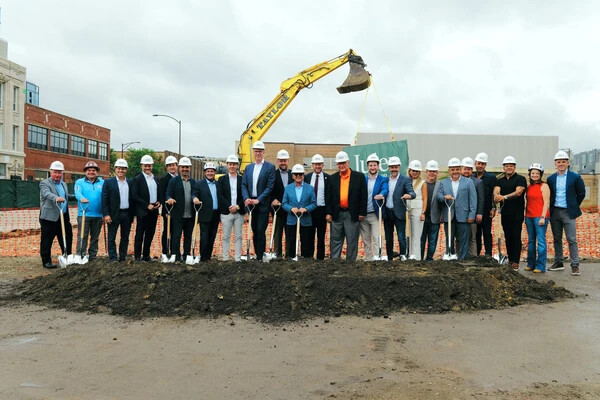 Groundbreaking ceremony for The Julep West Loop in Chicago, IL, attended by Illinois State Treasurer Michael Frerichs, Alderman Bill Conway, Ward 34, City of Chicago, and representatives from LiUNA, the Chicago & Cook County Building & Construction Trades Council, Fengate Asset Management, Mavrek Development, and Skender.