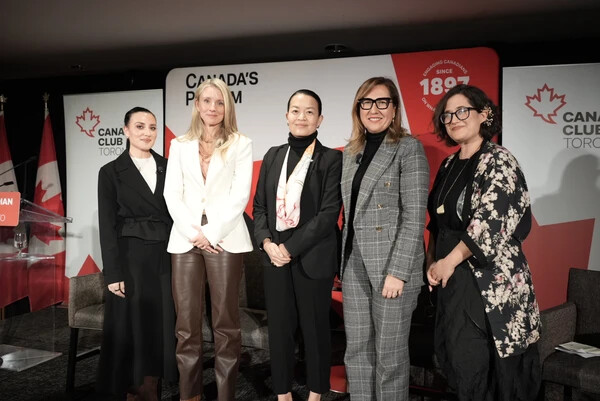 Canada's club on stage