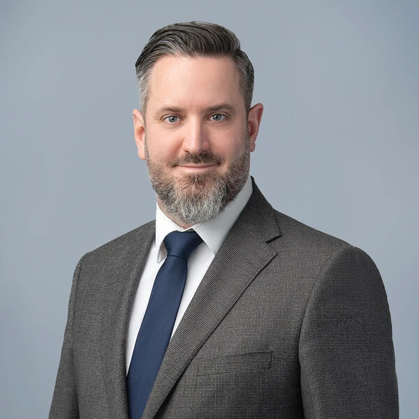 Brandon Tracey headshot