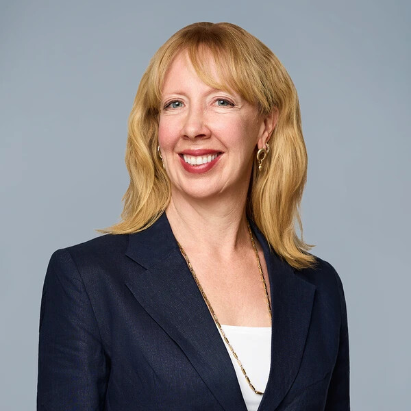 Erin Bryant Headshot