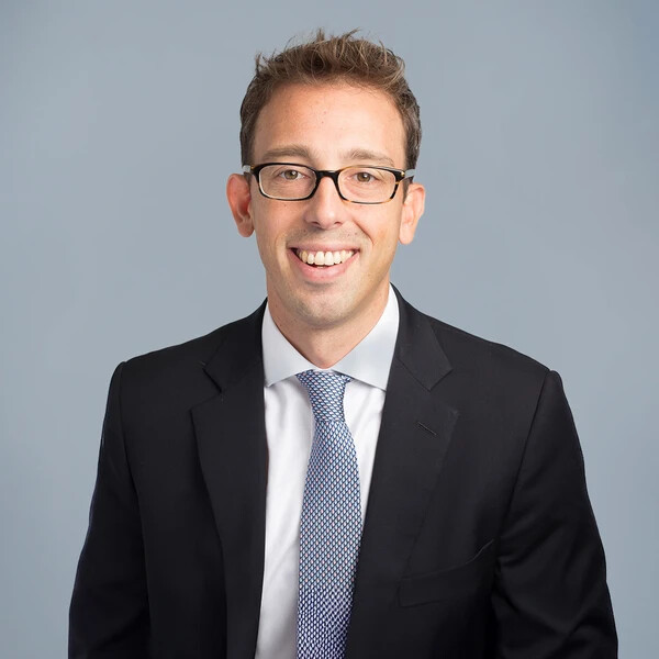 greg calhoun headshot