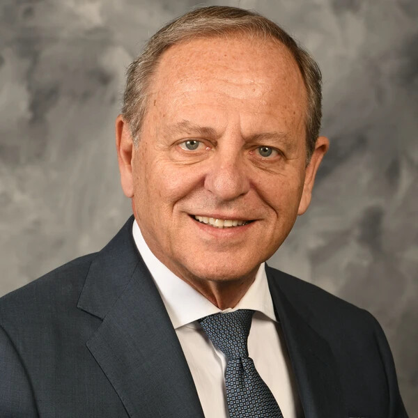 Headshot of Joseph Mancinelli